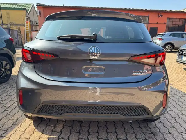 MG MG3 view 5