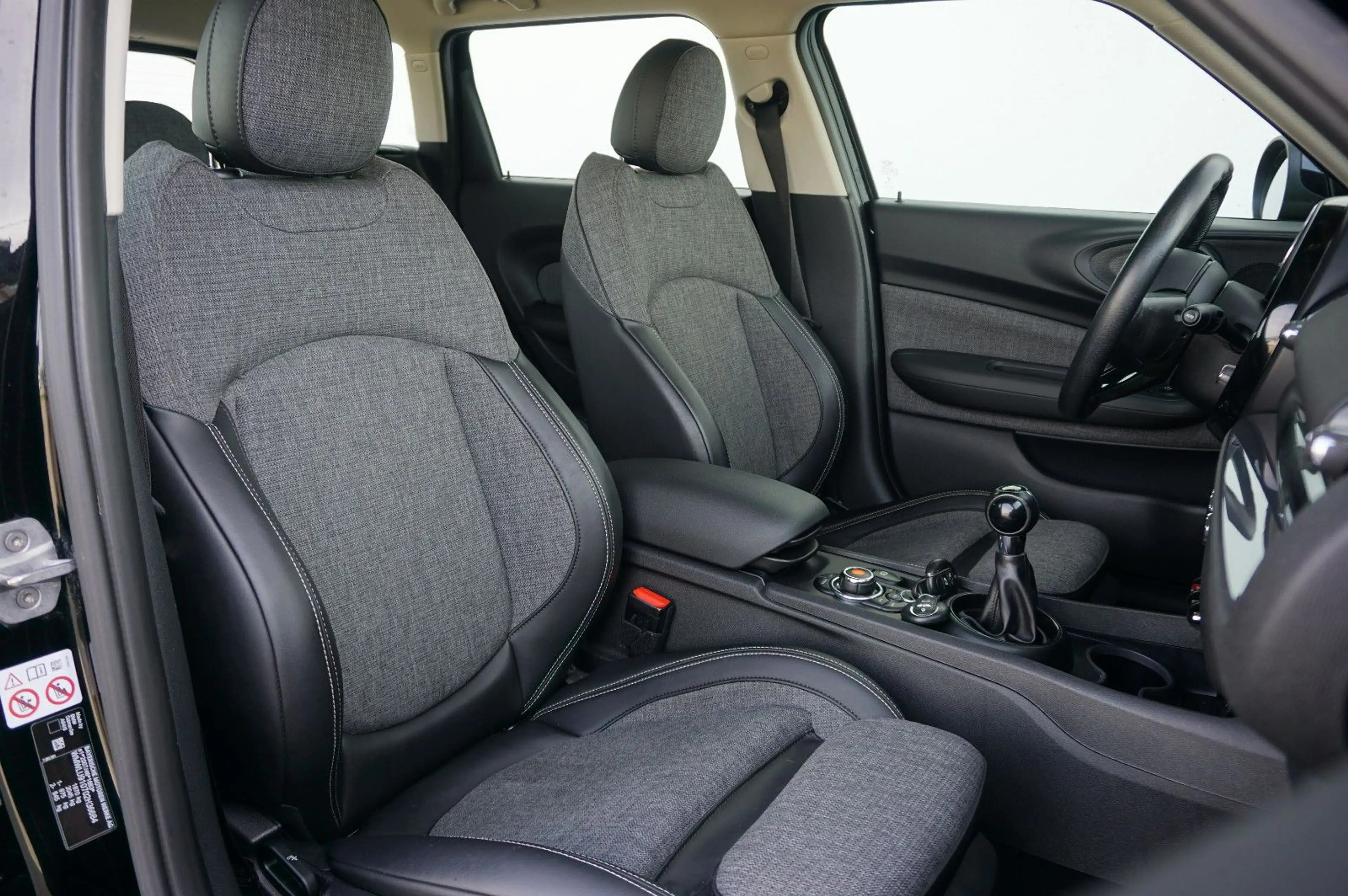 MINI One Clubman Sportsitz Klimaaut Navi Tempomat LED — photo 15