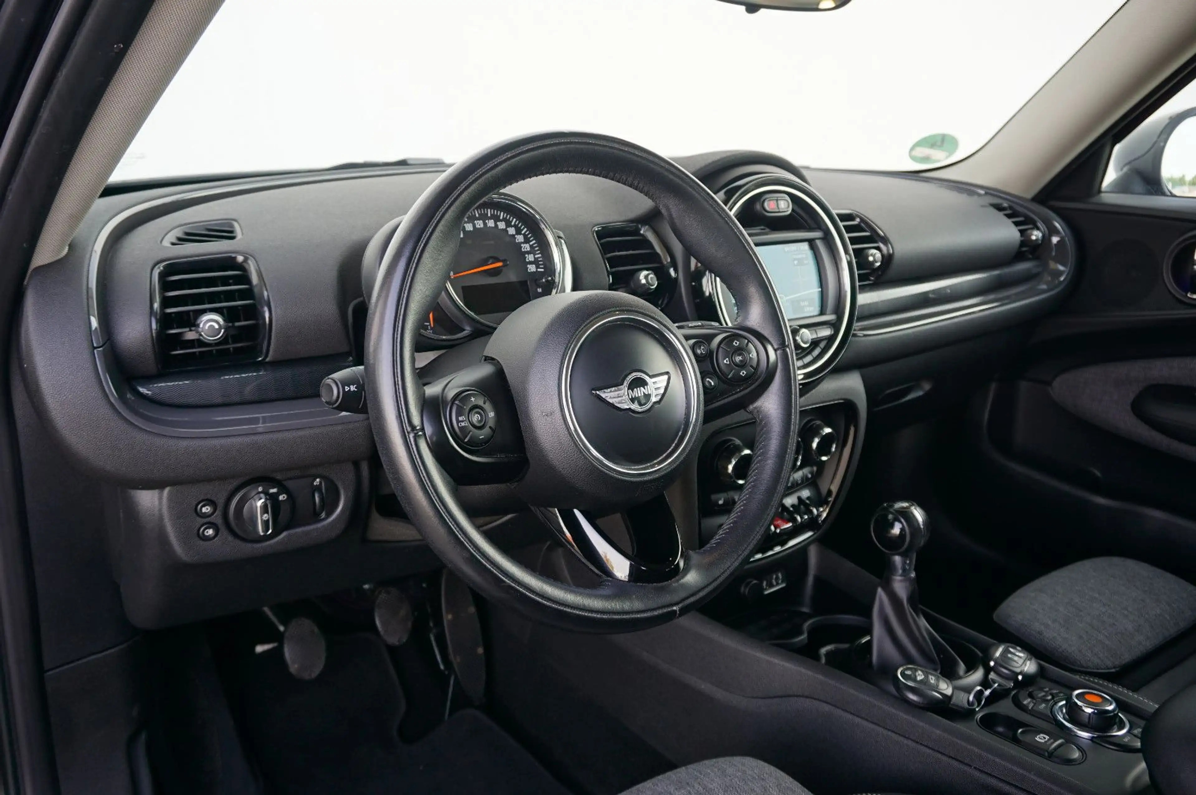 MINI One Clubman Sportsitz Klimaaut Navi Tempomat LED — photo 13