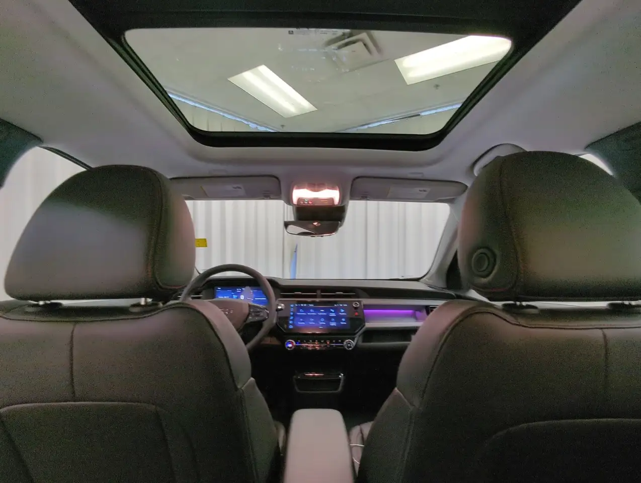 Chevrolet Bolt photo Chevrolet Bolt