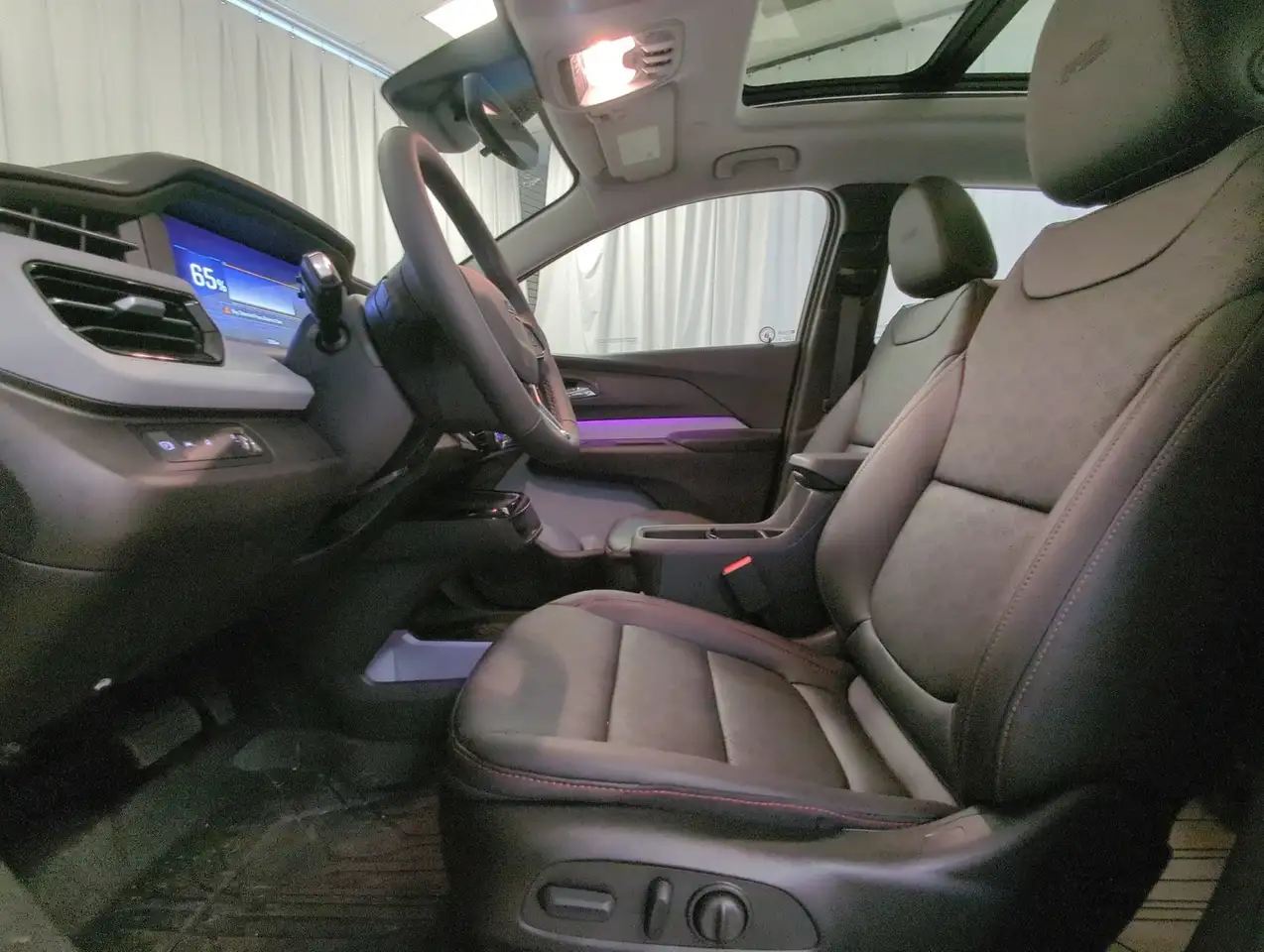 Chevrolet Bolt photo Chevrolet Bolt