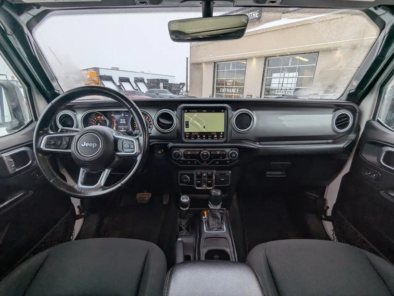 Jeep Wrangler снимка Jeep Wrangler