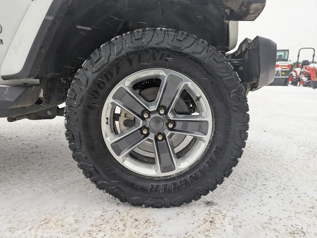 Jeep Wrangler снимка Jeep Wrangler