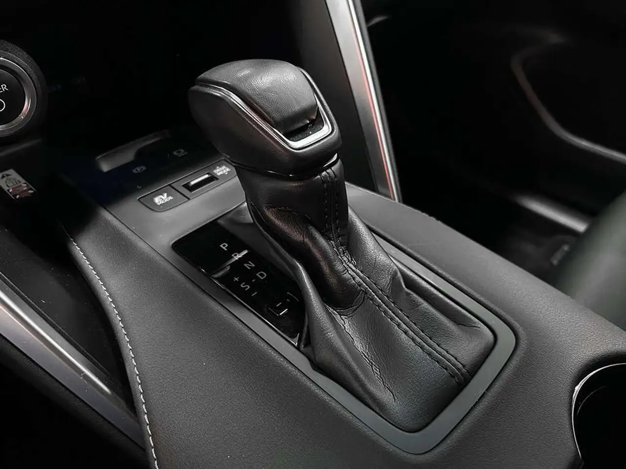 Toyota Venza снимка Toyota Venza