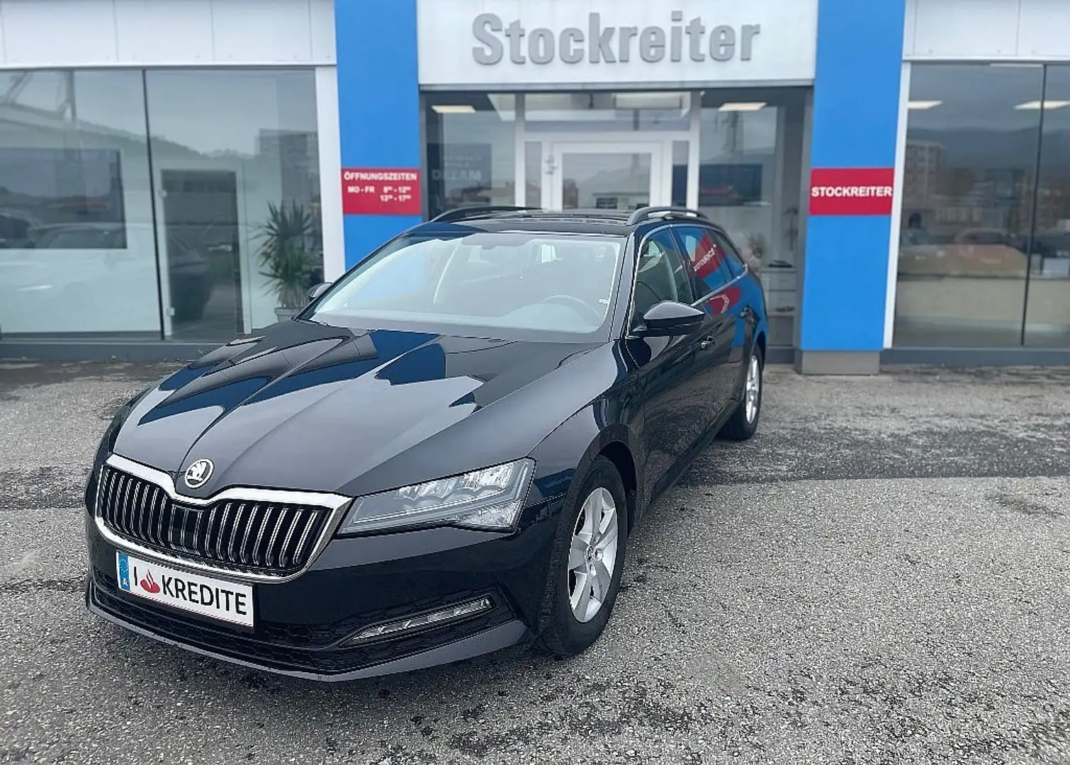 Skoda Superb Kombi 1,6 TDI DSG*NAVI*KAMERA*TEMPO*APP Noir - 1