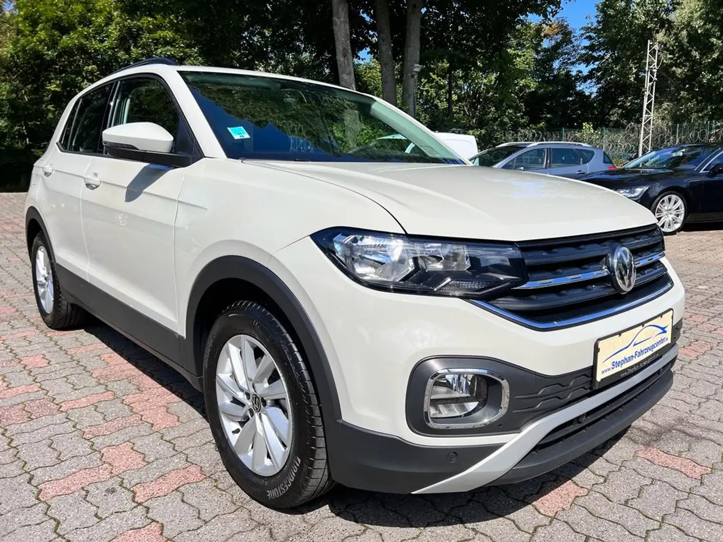 Volkswagen T-Cross Life mit Klima/ABS/ESP/Digital-Multi-Info/PDC/Alus Grau - 2