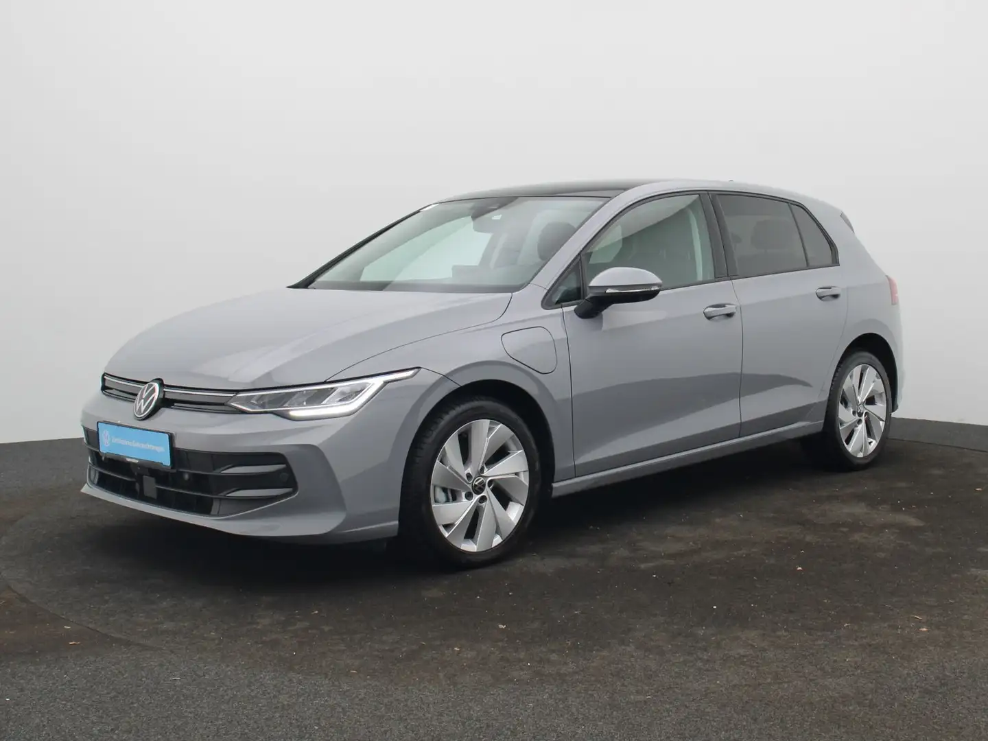 Volkswagen Golf VIII Life 1.5 TSI eHybrid DSG / Pano, 360° Grau - 2