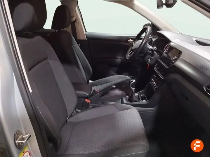 Volkswagen T-Cross 1.0 TSI Advance 2022, foto 14