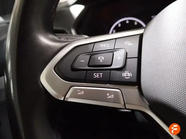 Volkswagen T-Cross 1.0 TSI Advance 2022, foto 24