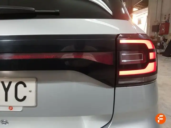 Volkswagen T-Cross 1.0 TSI Advance 2022, foto 19