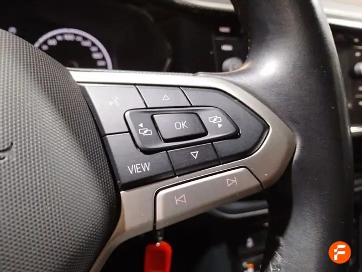 Volkswagen T-Cross 1.0 TSI Advance 2022, foto 23