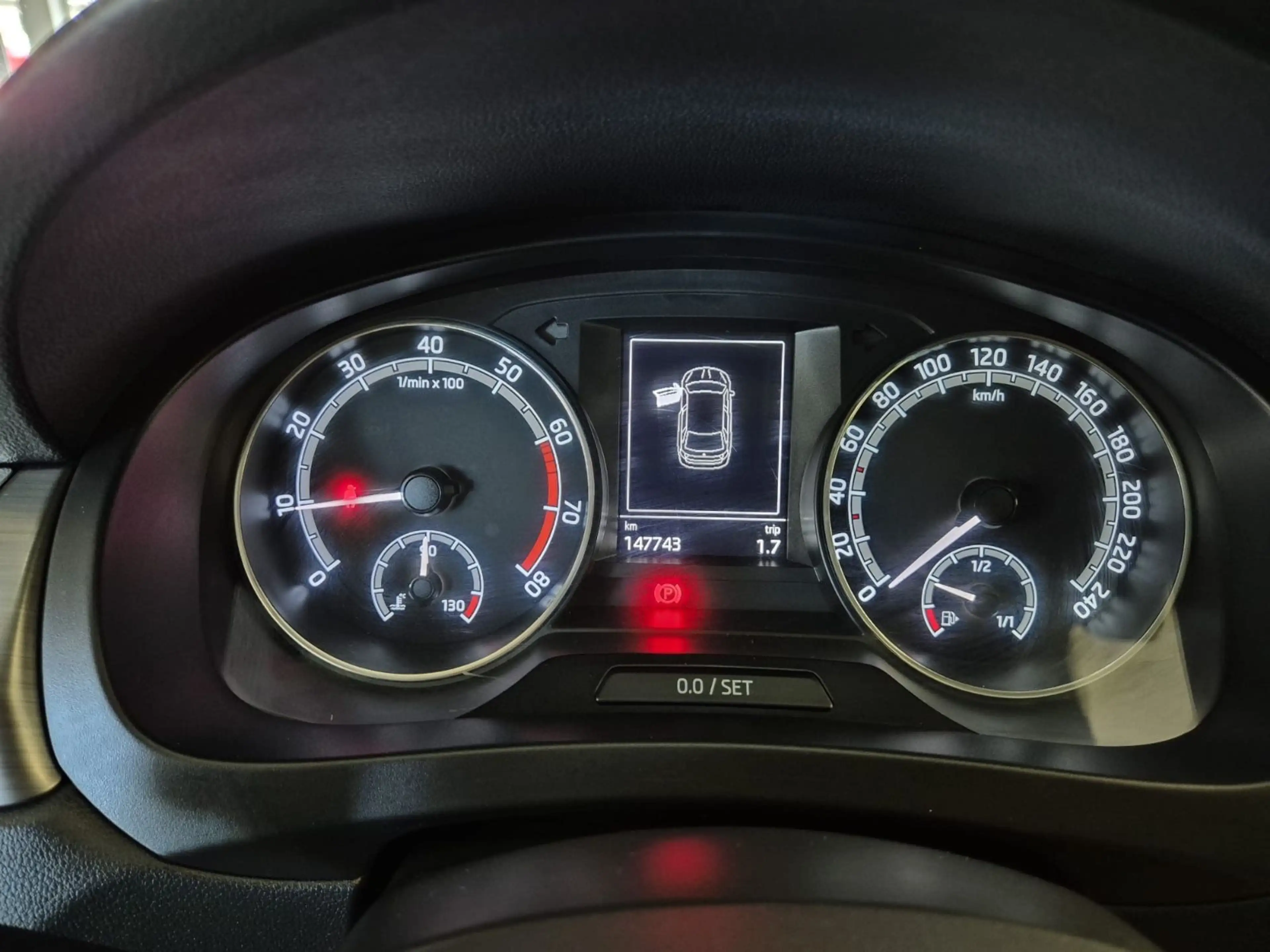 Skoda Rapid/Spaceback Spaceback Style*Navi*Panorama* — photo 12