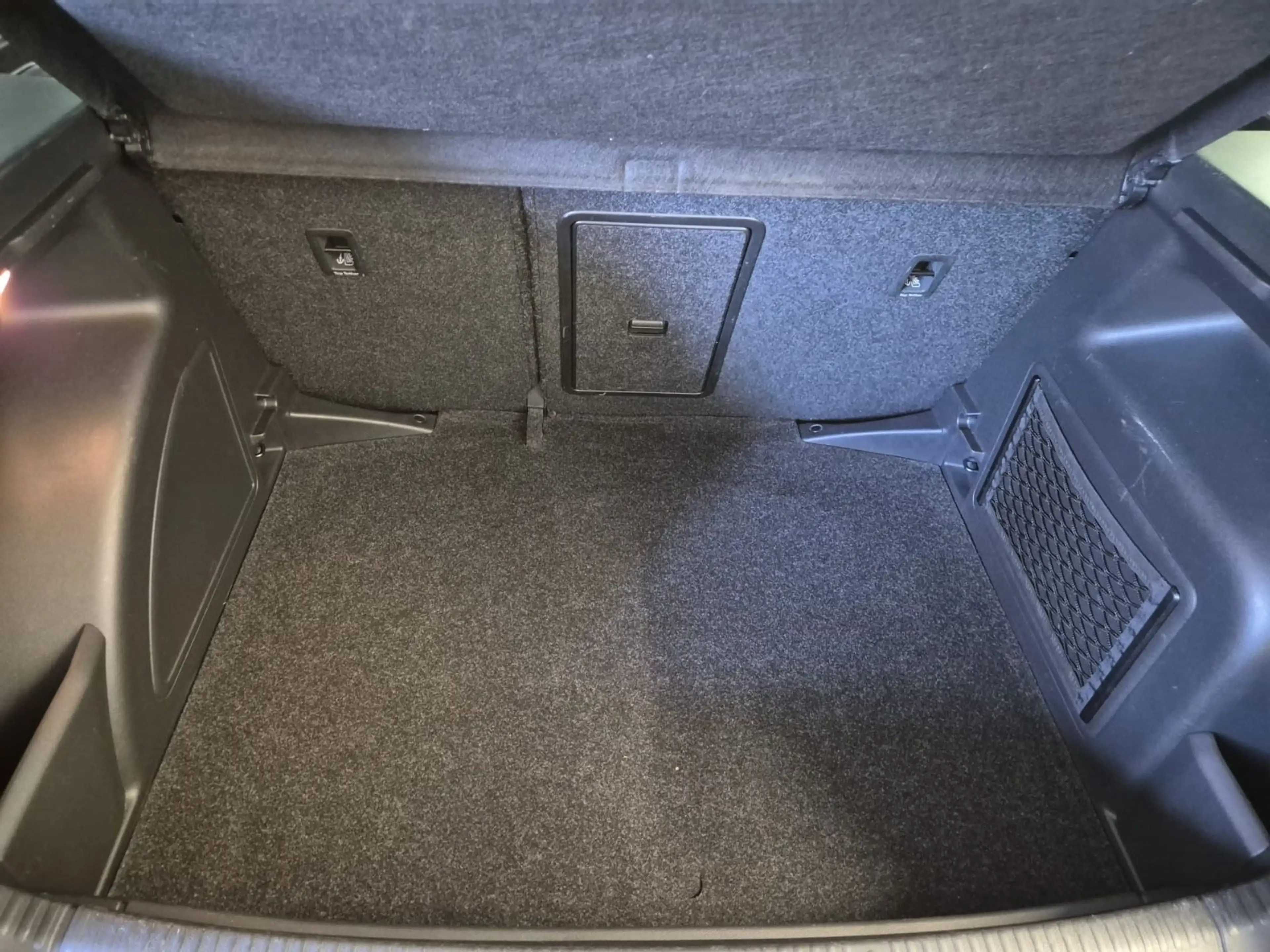 Skoda Rapid/Spaceback Spaceback Style*Navi*Panorama* — photo 4