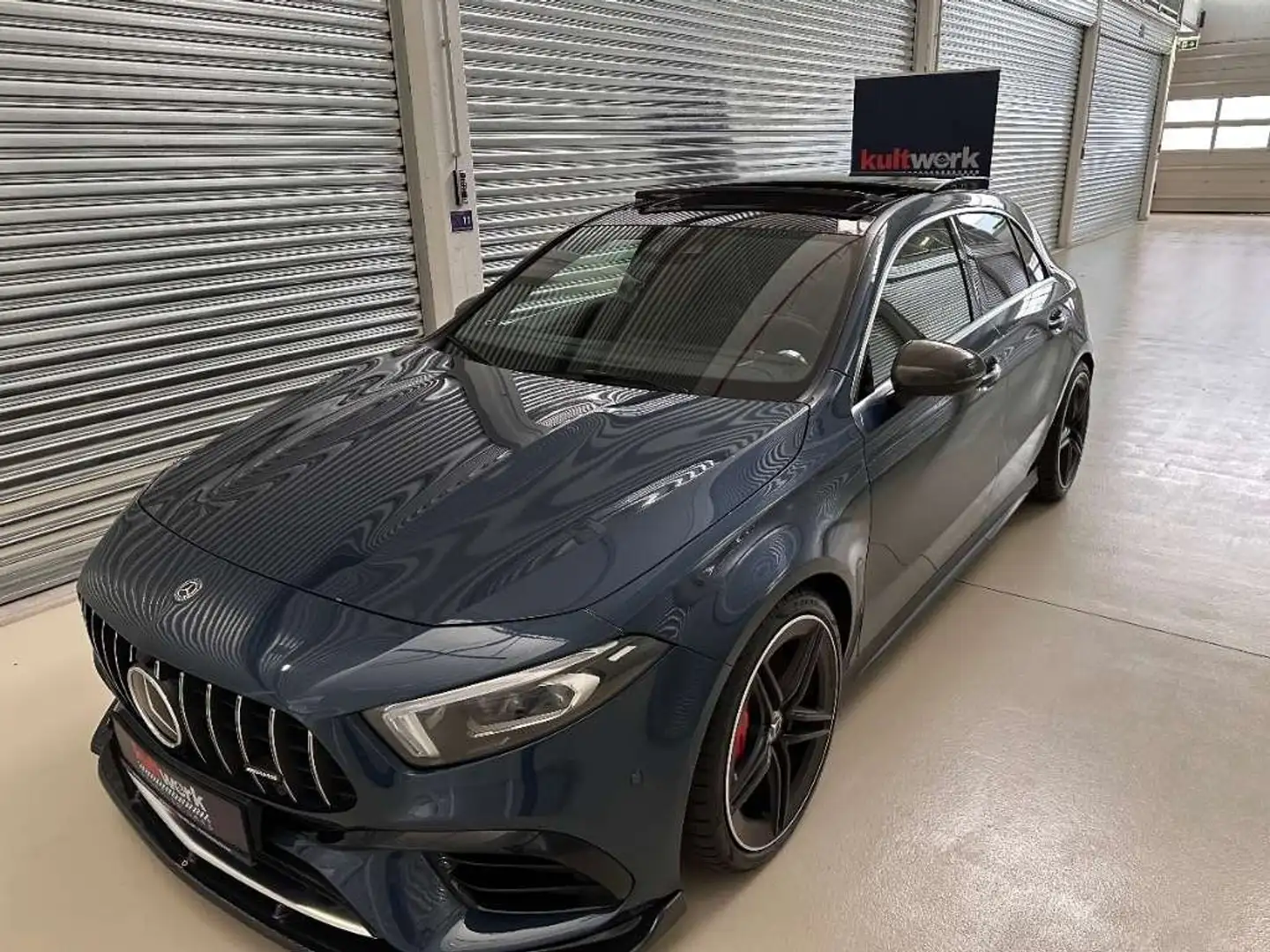 Mercedes-Benz A 45 AMG S 4MATIC+ Aut./Glasdach/Burmester - 1