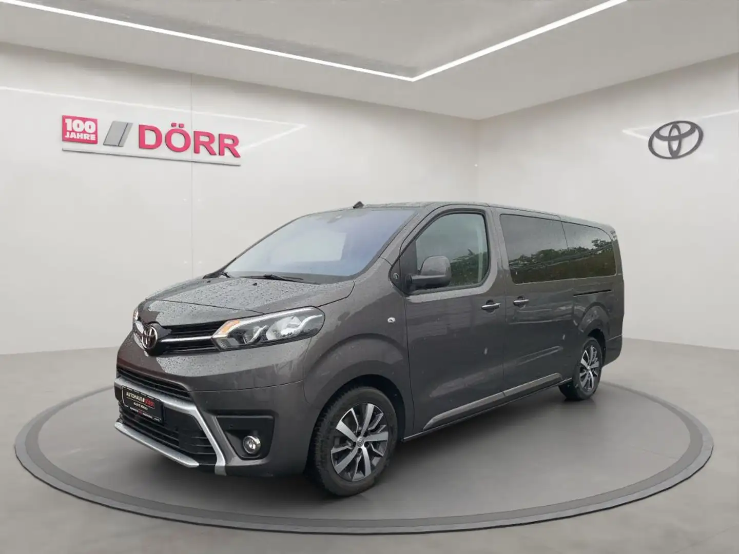 Toyota Proace 2,0-l-D-4D L2 (8-Si.) Verso Team Deutschland Grau - 1