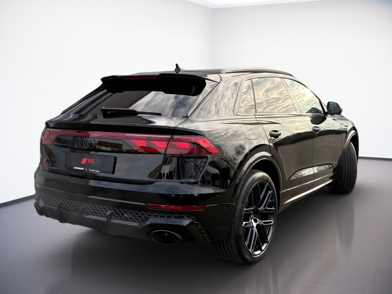 Audi RS Q8 SUV tiptronic 600PS RSAbgas, PANO,LASER,STHZ,KERAM — photo 4