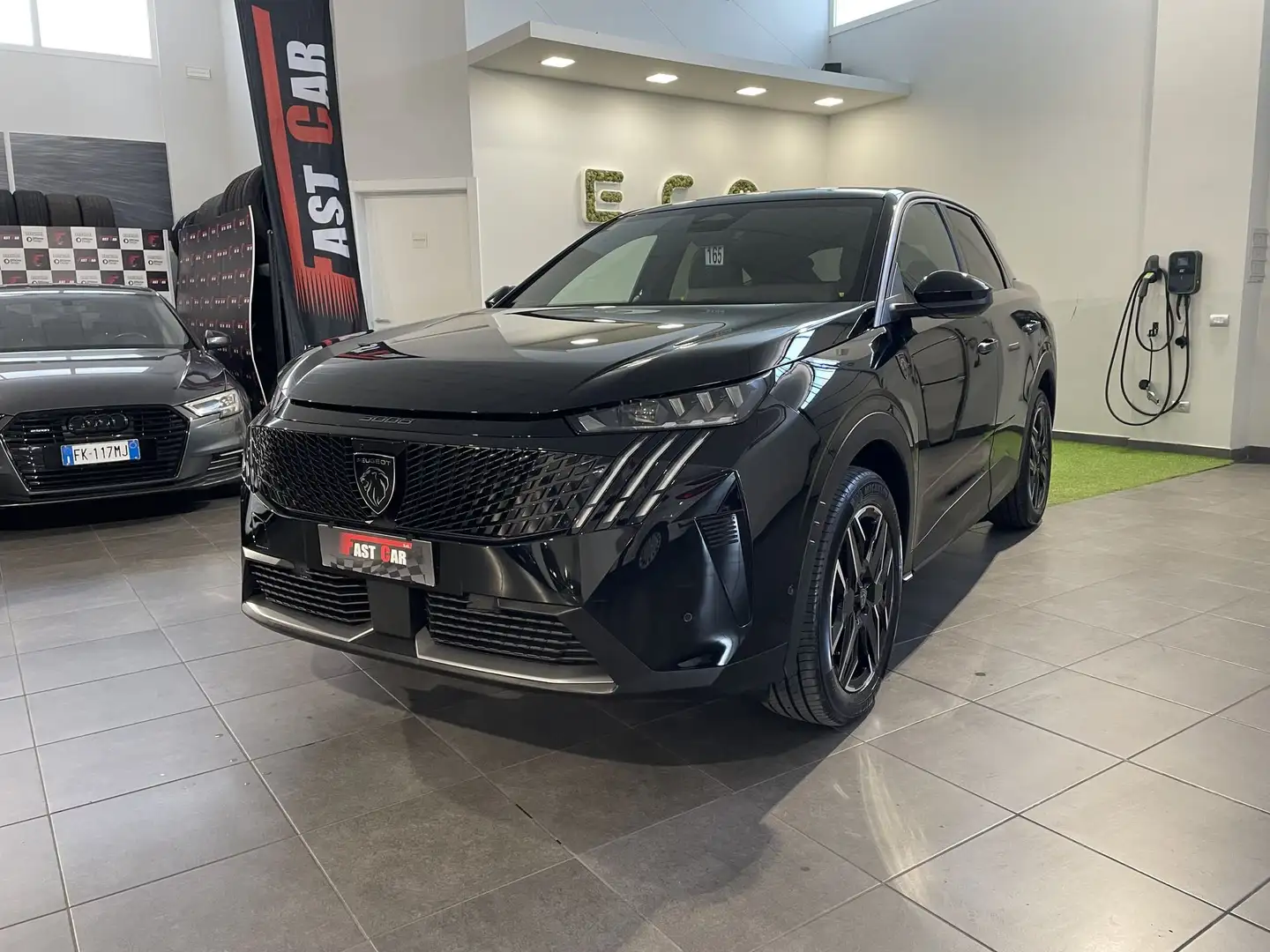 Peugeot 3008 3008 Hybrid 136 e-DCS 6 GT Schwarz - 1