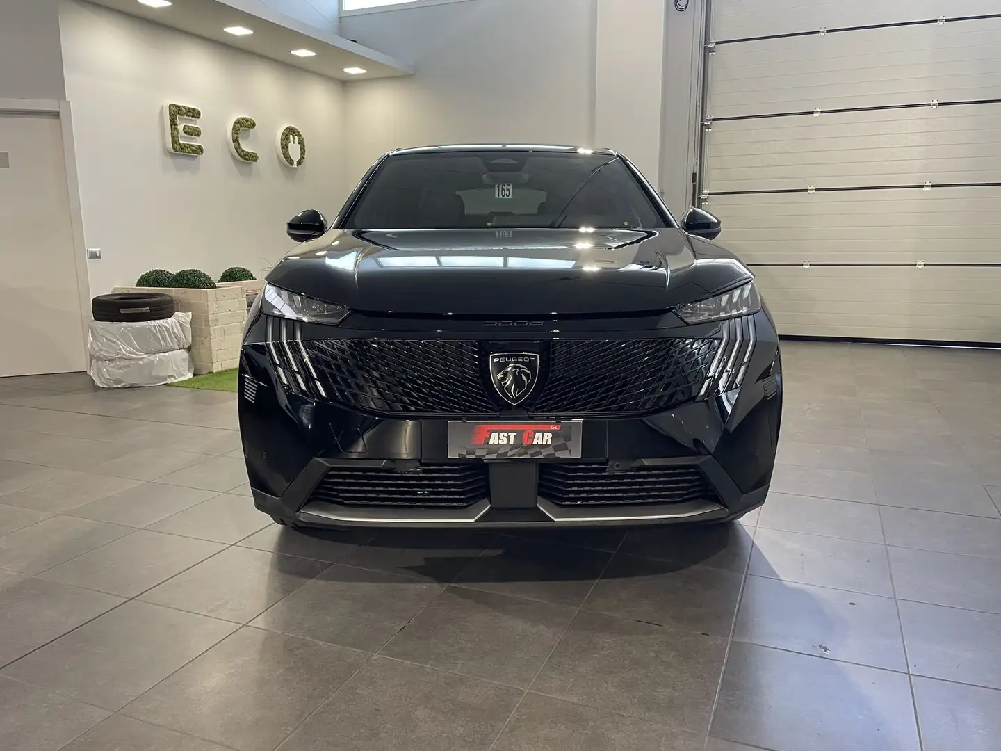 Peugeot 3008 3008 Hybrid 136 e-DCS 6 GT Schwarz - 2