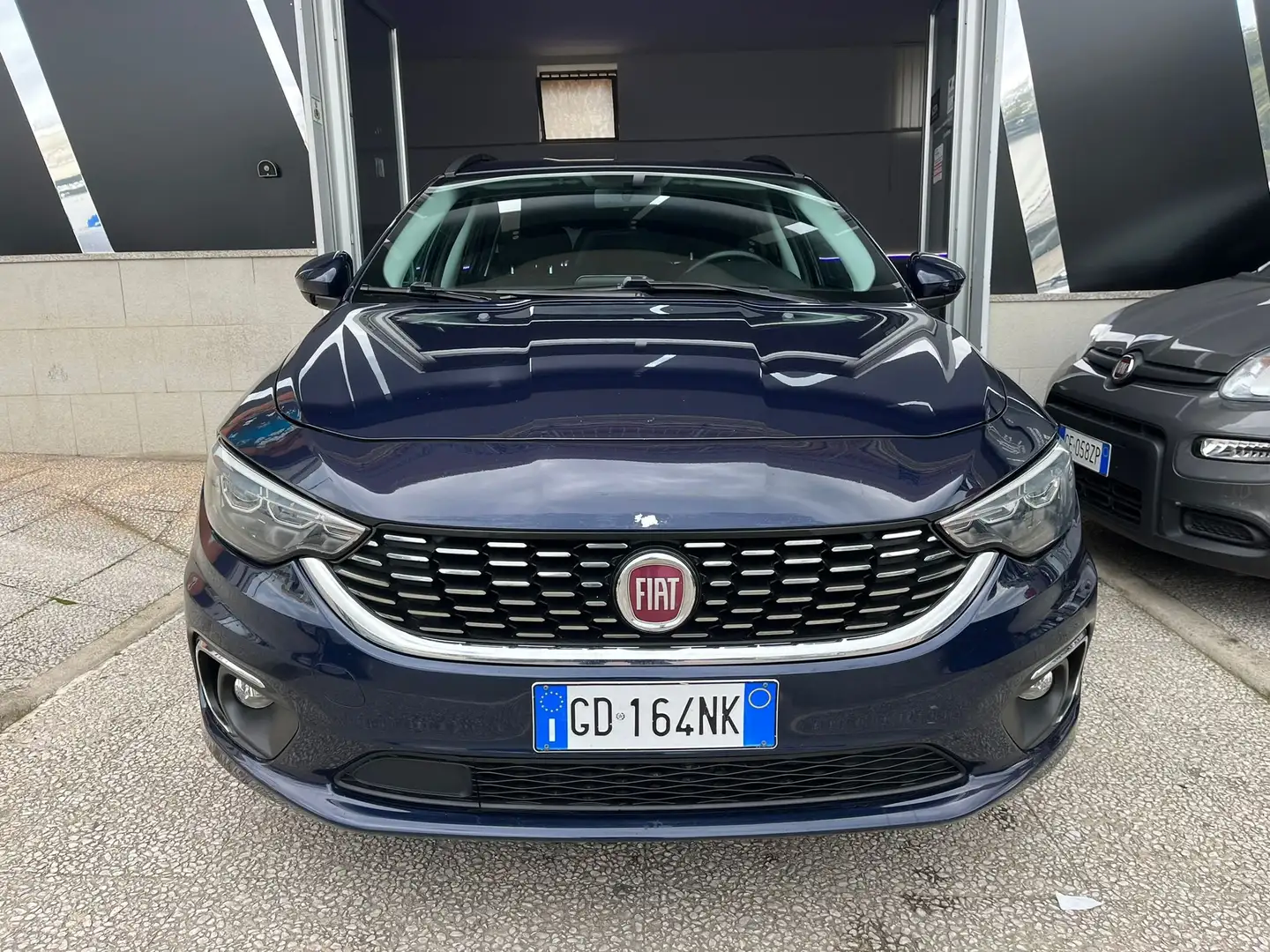 Fiat Tipo Tipo SW 2021 SW 1.6 mjt Lounge Cambio Automatico Blauw - 2