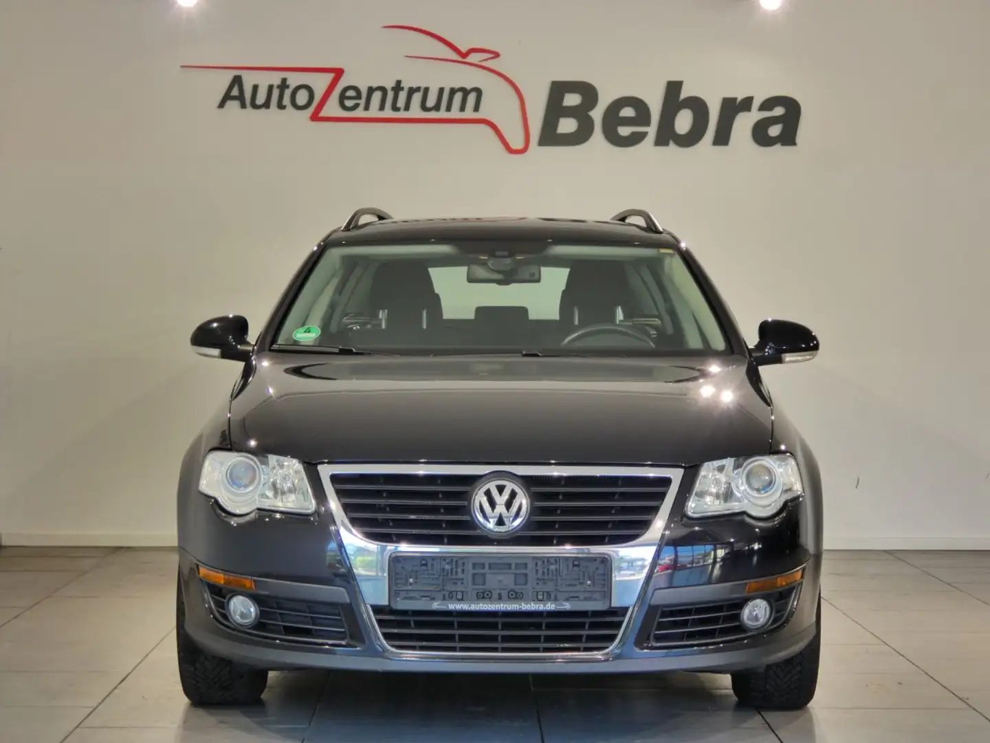 Volkswagen Passat 1.4 TSI 1.Hand Klima/Tempomat/ZV+FB/AHK Schwarz - 2