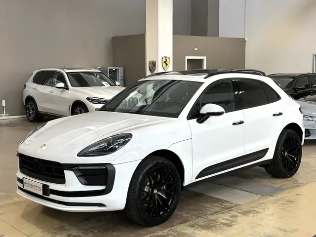 Porsche Macan 2.0 PDK - 21"-PDLS-Tetto-Camera 360-Scarichi-Pelle