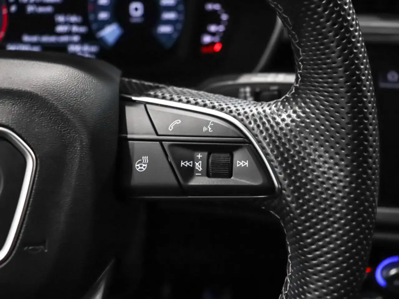 Audi Q3 снимка Audi Q3