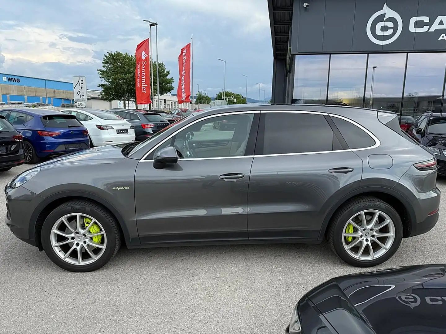 Porsche Cayenne III E-Hybrid PHEV Aut. Grau - 2