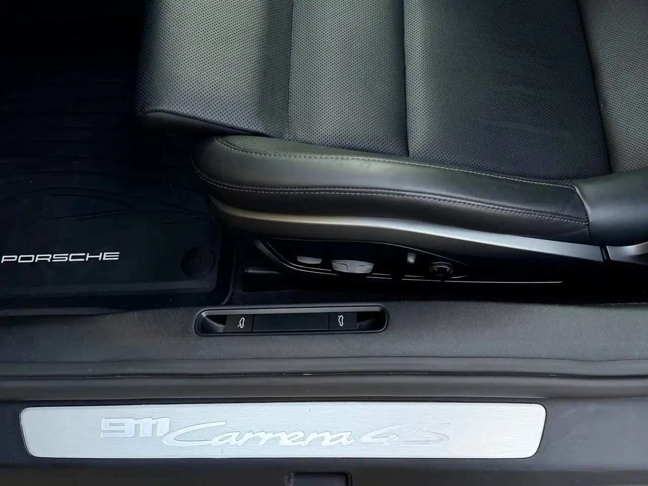 Porsche 911 снимка Porsche 911