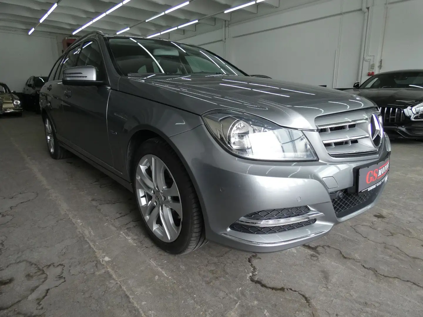 Mercedes-Benz C 180 T BE AVANTGARDE*NAVI*PDC*SITZHEIZUNG*LED Argent - 1