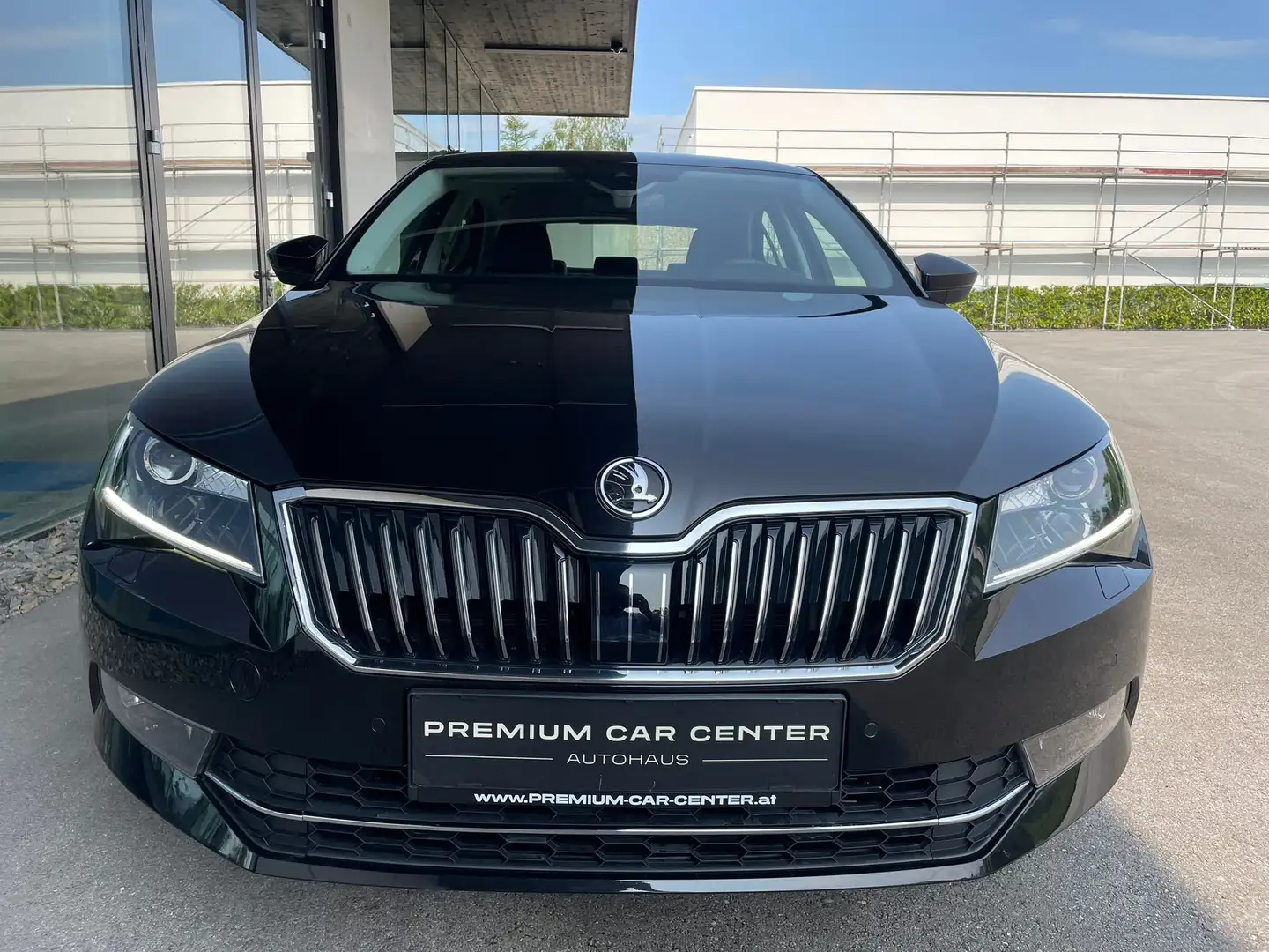 Skoda Superb 2,0 TDI DSG Style Voll-LED, Keyless, Sportsitze Чорний - 2