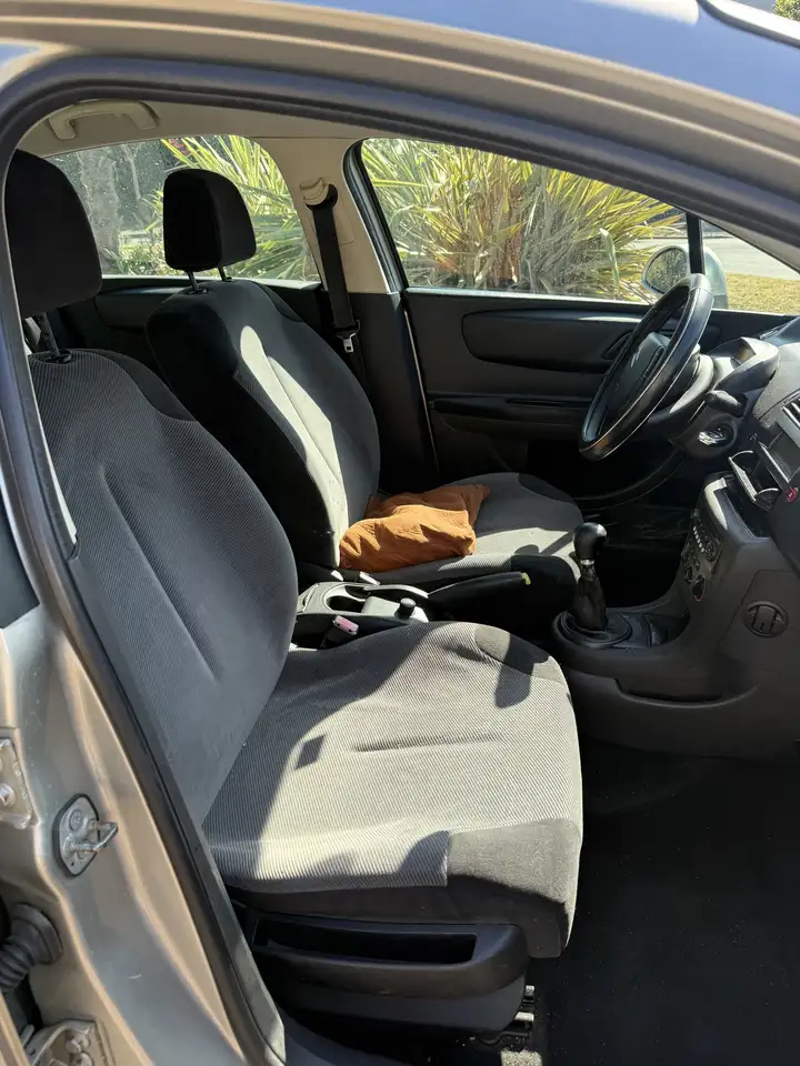 Citroen C4 Berline — photo 3