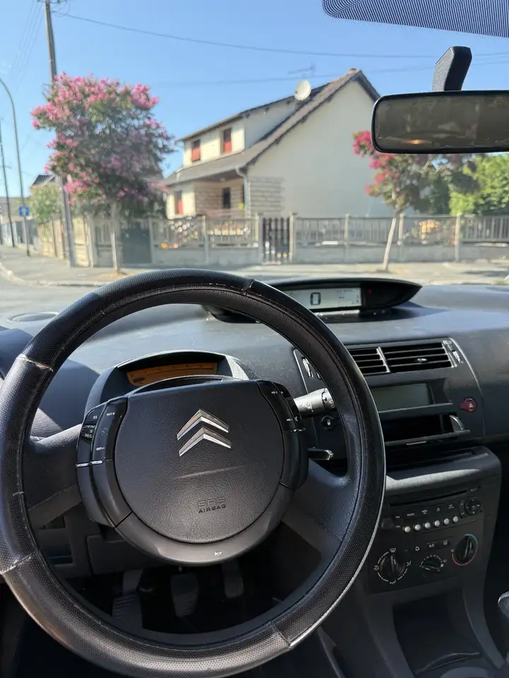 Citroen C4 Berline — photo 5