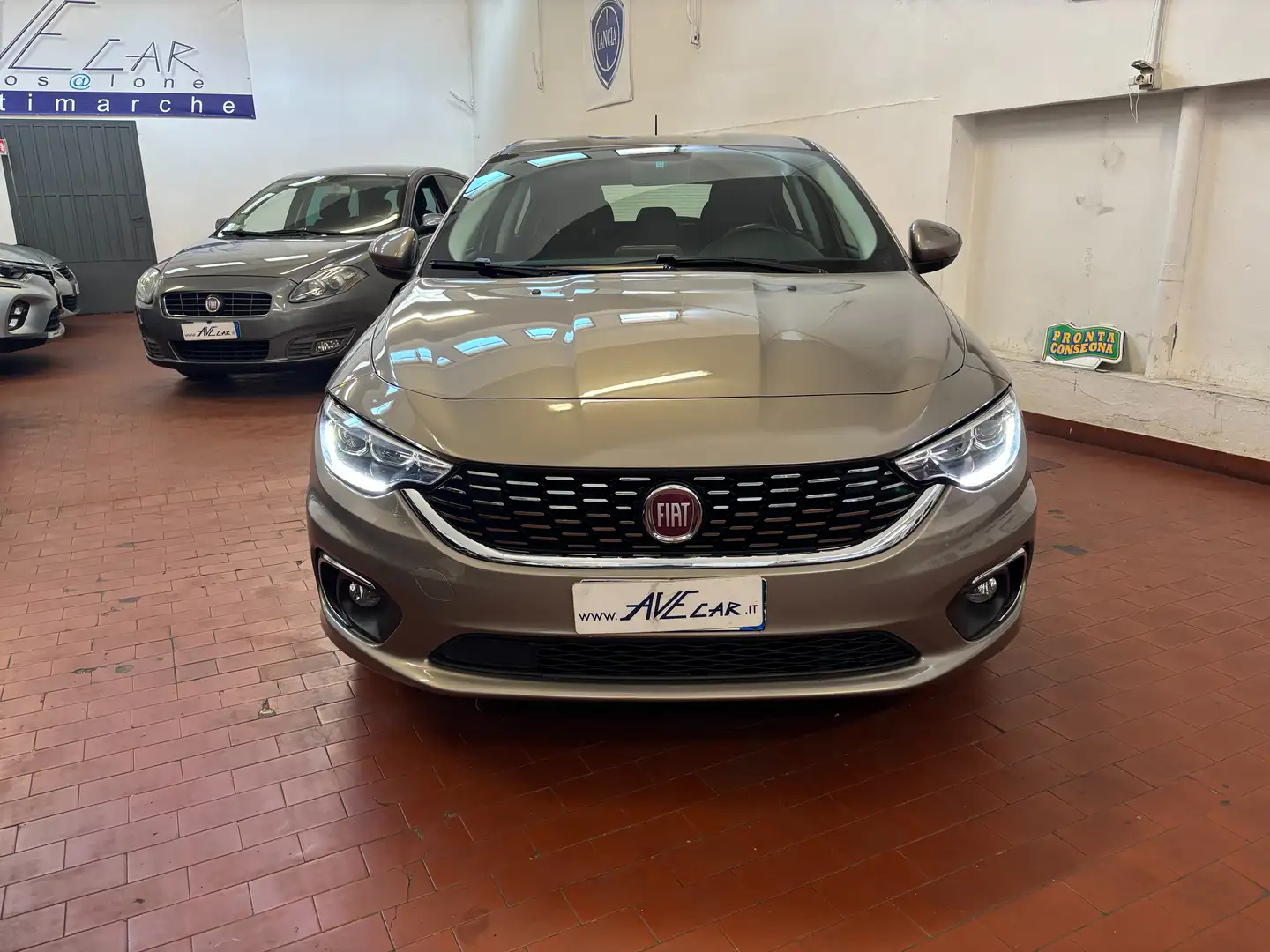 Fiat Tipo 5p 1.4 gpl Lounge  OK NEOPATENTATI 1 PROPRIETARIO Bronze - 2