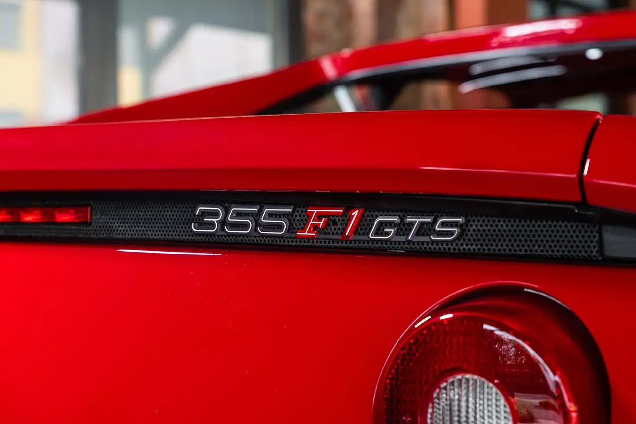 Ferrari F355 F1 GTS Rosso Corsa, foto 8
