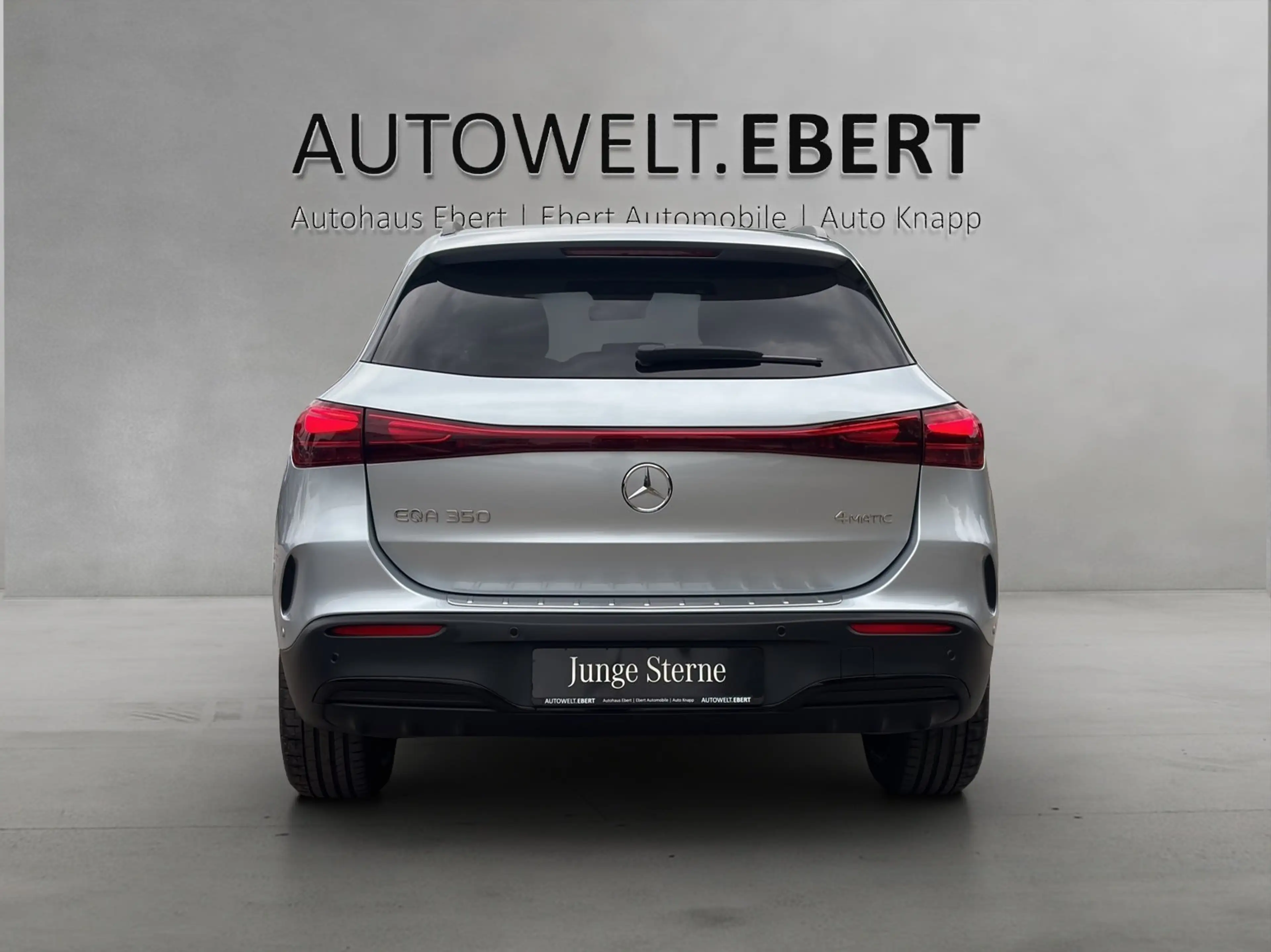 Mercedes-Benz EQA 350 Prem DISTRO Night 20"Viel KeyGo HUD Memo — photo 4