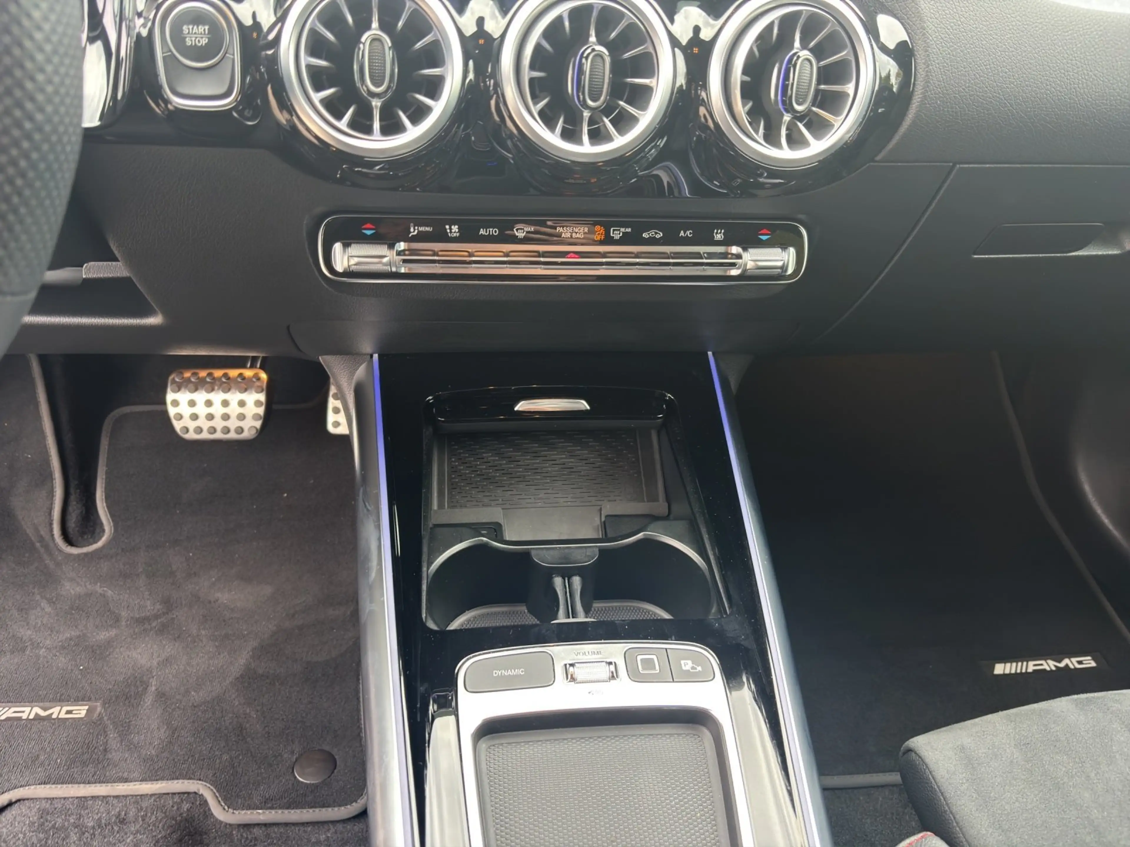 Mercedes-Benz EQA 350 Prem DISTRO Night 20"Viel KeyGo HUD Memo — photo 9