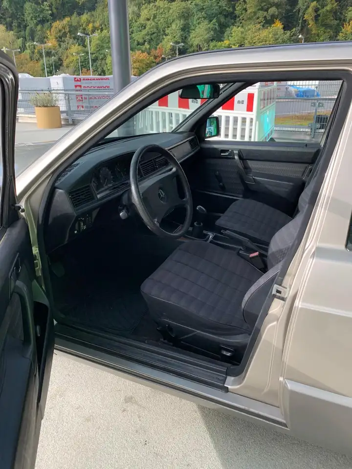 Mercedes-Benz 190 D, foto 5