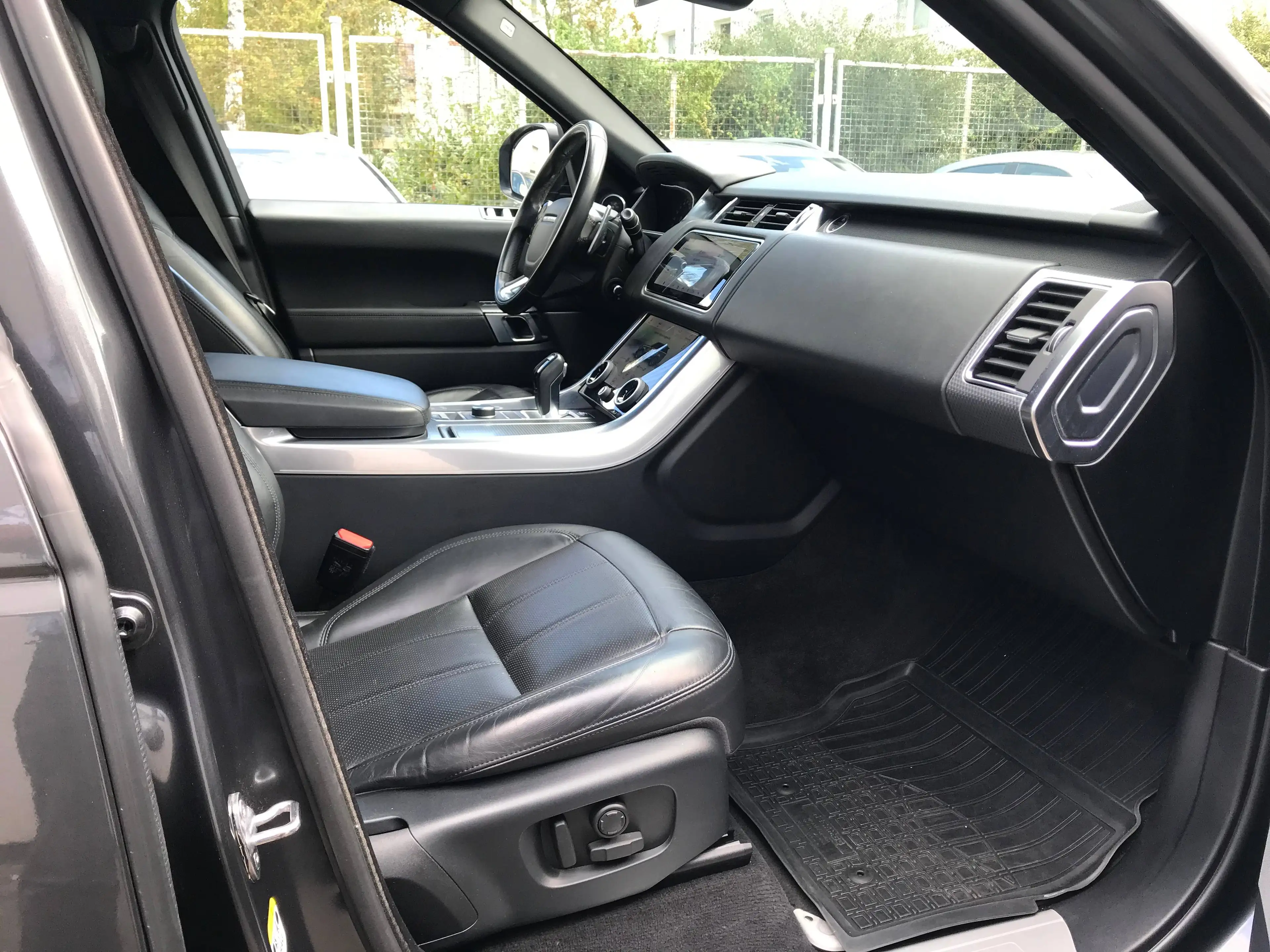 Land Rover Range Rover Sport Range Rover Sport Diesel D250 (SDV6) PANO*NAVI./CAMERA — photo 8