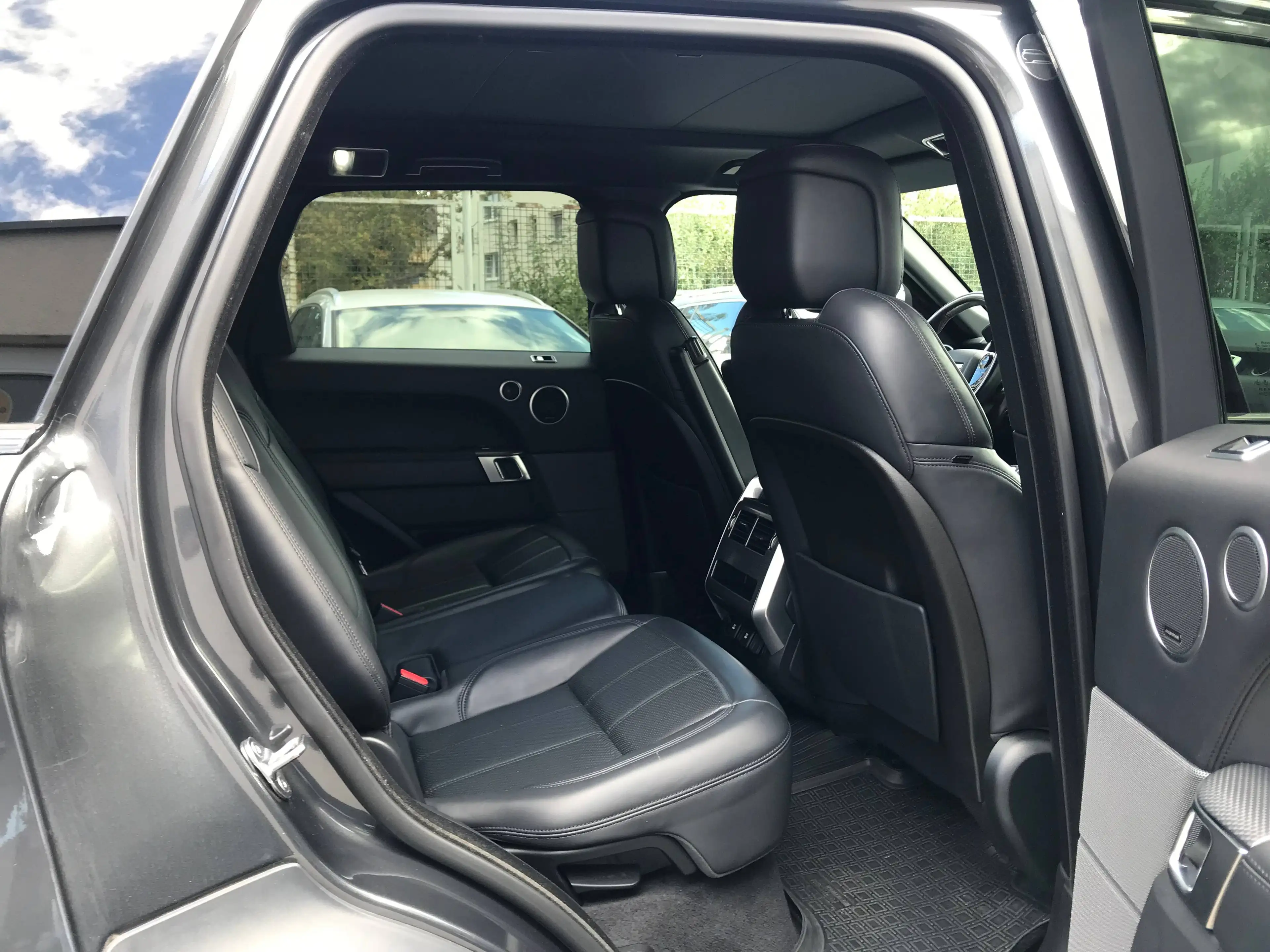 Land Rover Range Rover Sport Range Rover Sport Diesel D250 (SDV6) PANO*NAVI./CAMERA — photo 10