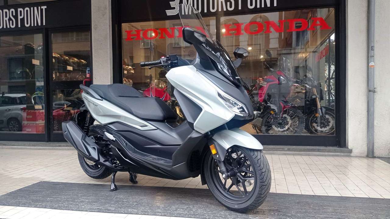 Honda Forza 350 MY\'26