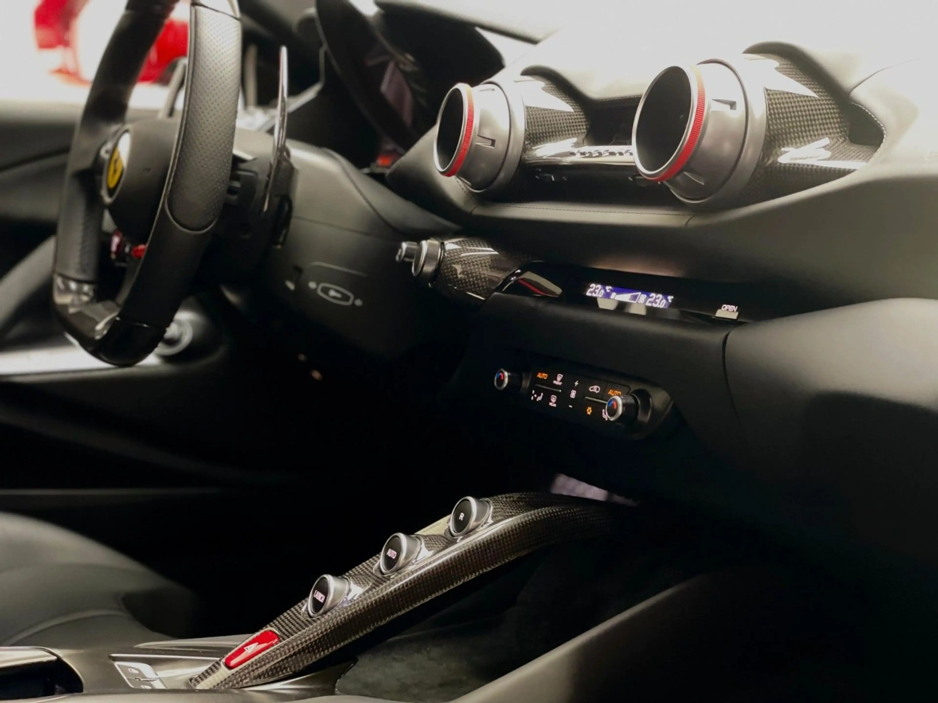 Ferrari 812 6.5 V12 Superfast *LIFT*CARBON+SEATS*PPF* — photo 13