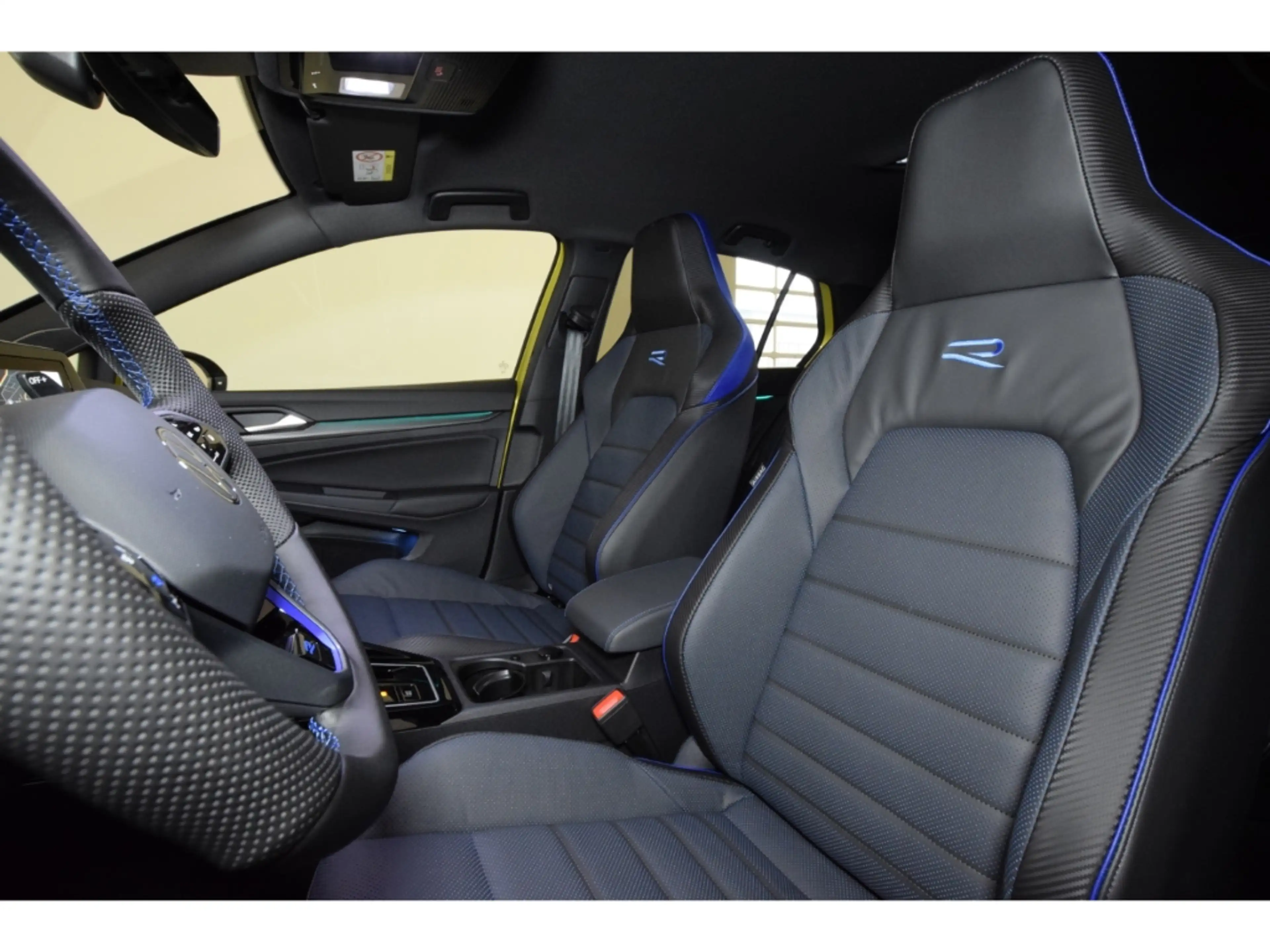 Volkswagen Golf R VIII R333 2.0TSI 4Motion DSG 186/333 Matrix Harman — photo 11