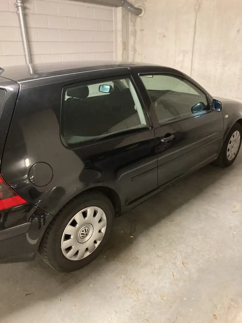 Volkswagen Golf 1.6-16V Trendline Zwart - 1
