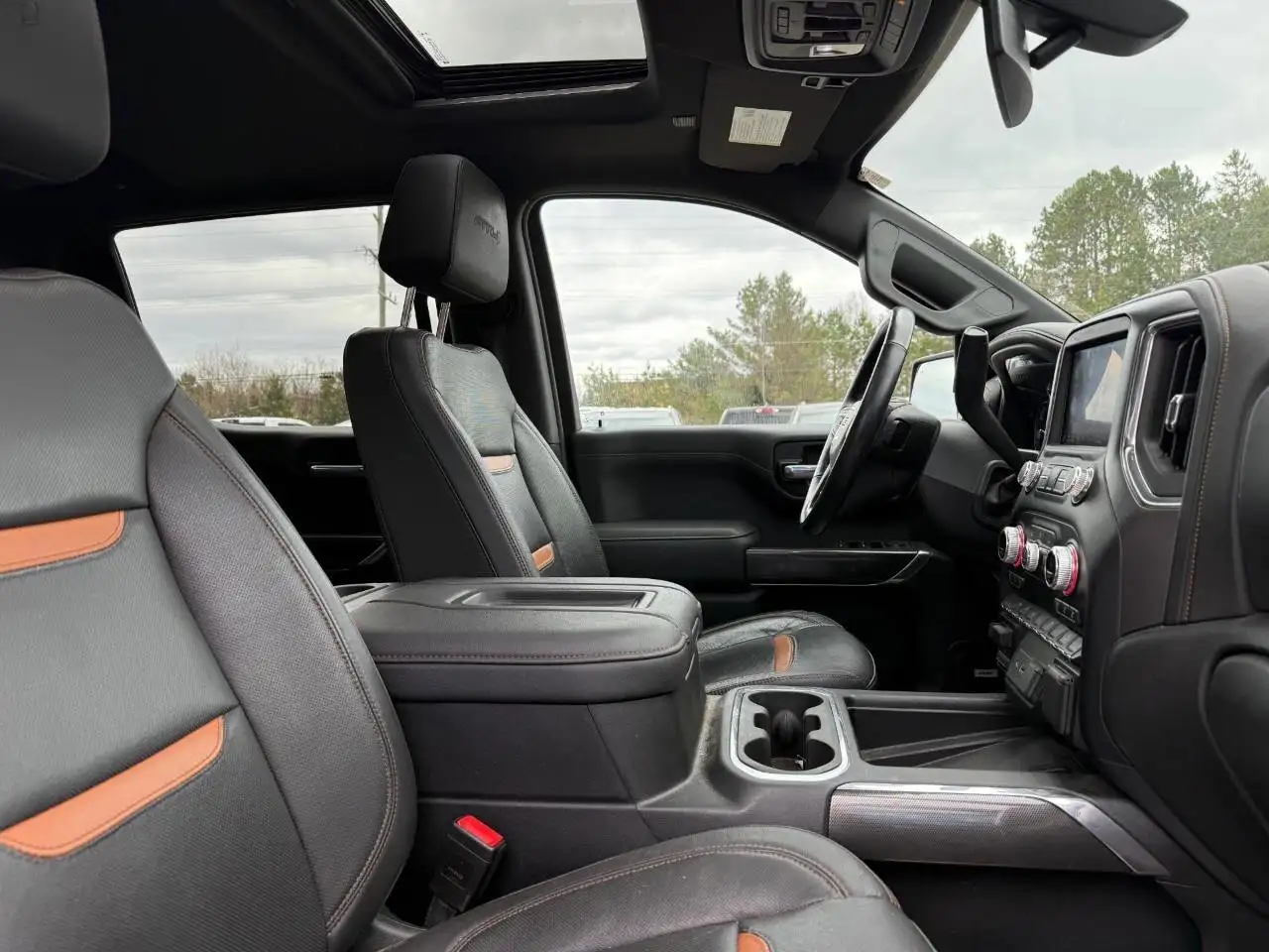 GMC Sierra 1500 снимка GMC Sierra 1500