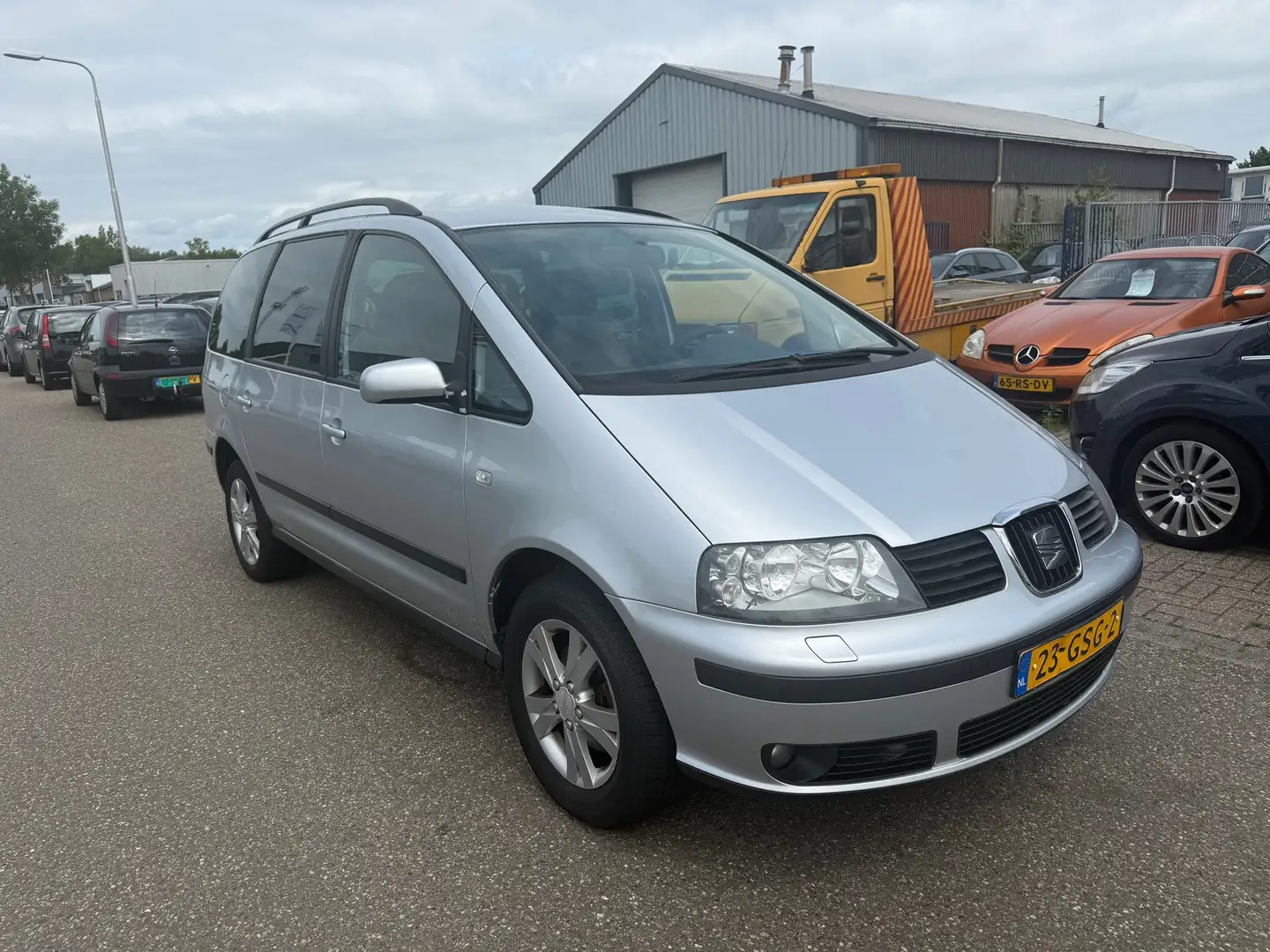 SEAT Alhambra 2.0 Dynamic Style 7-Pers. Clima Bj:2008 NAP! Grijs - 2