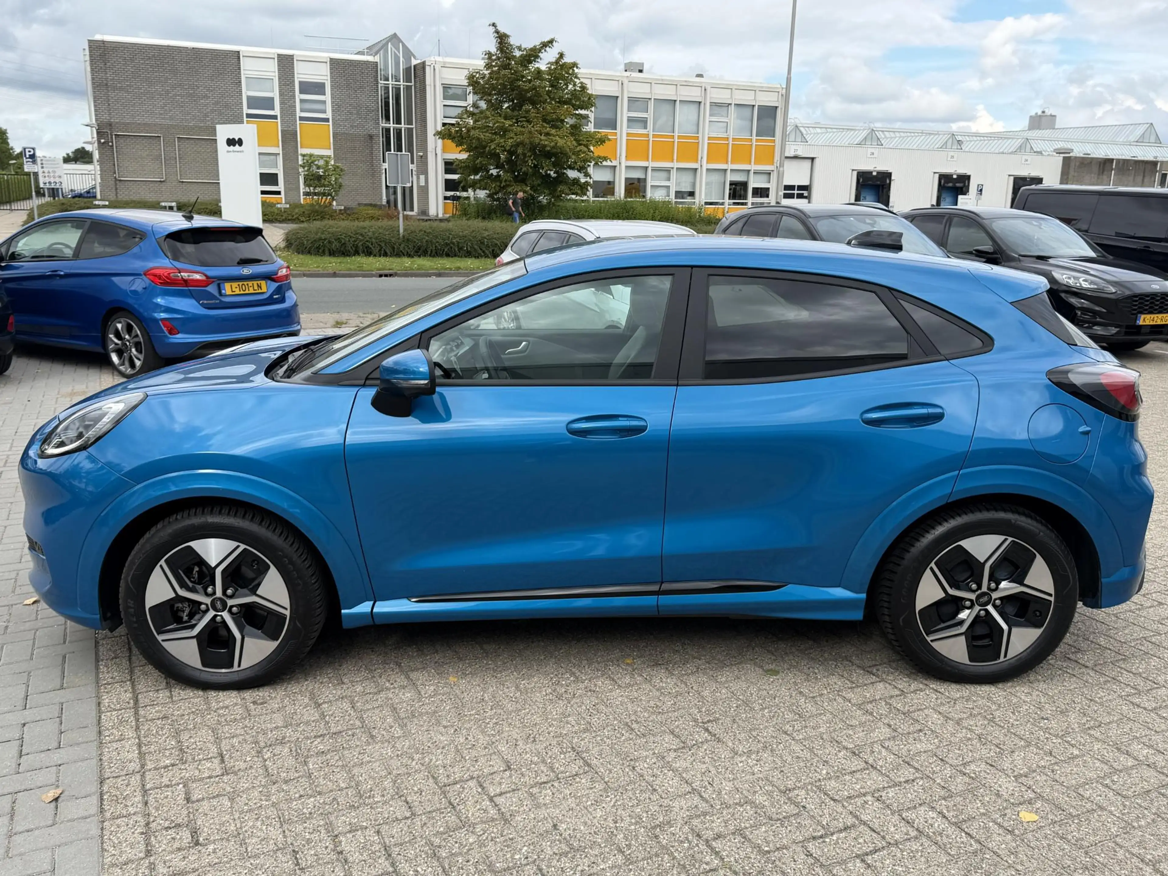 Ford Puma Gen-E Premium 44 kWh | 3100 KM | Driver Pack | Winter Pa — photo 2