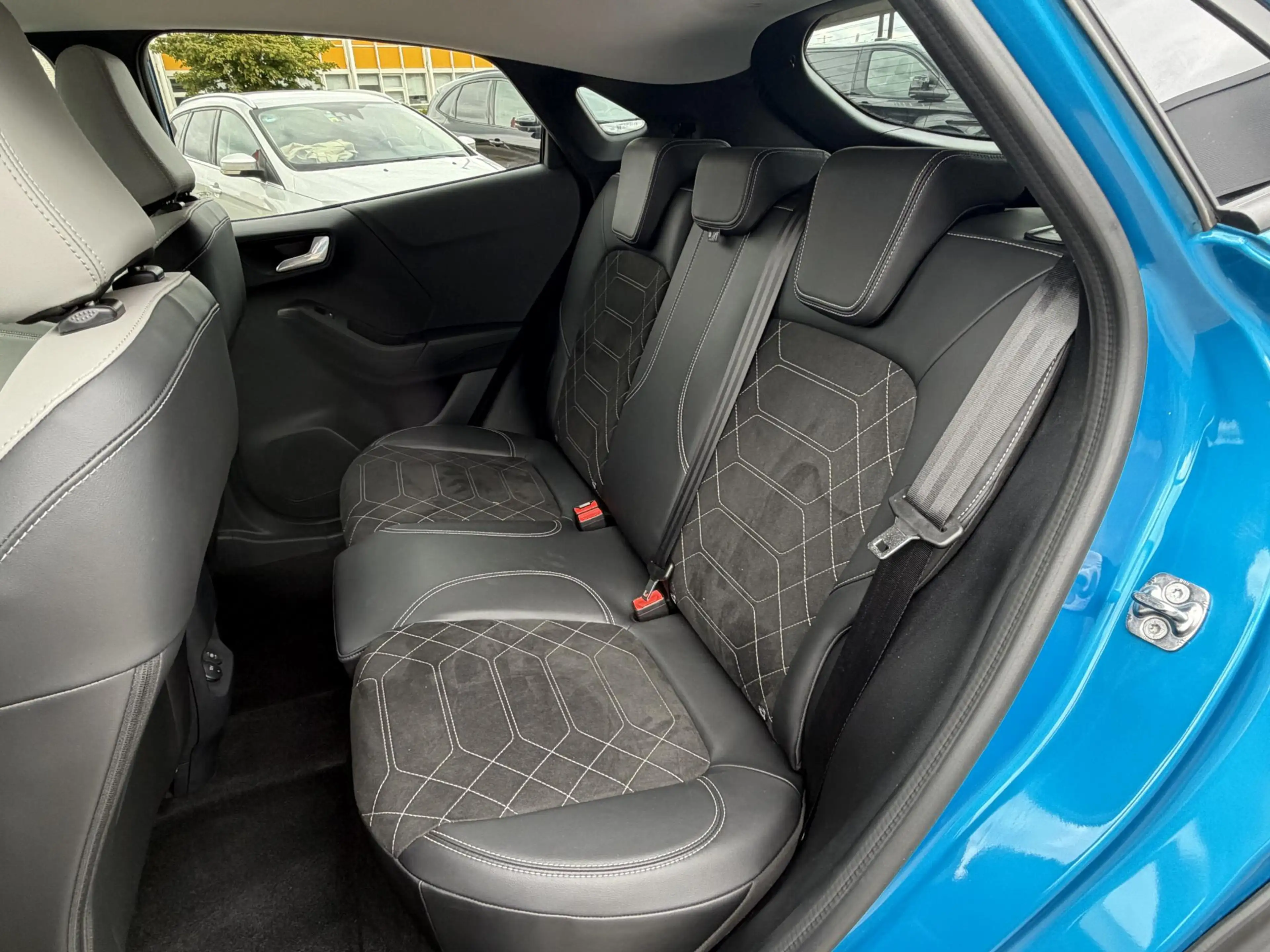Ford Puma Gen-E Premium 44 kWh | 3100 KM | Driver Pack | Winter Pa — photo 11