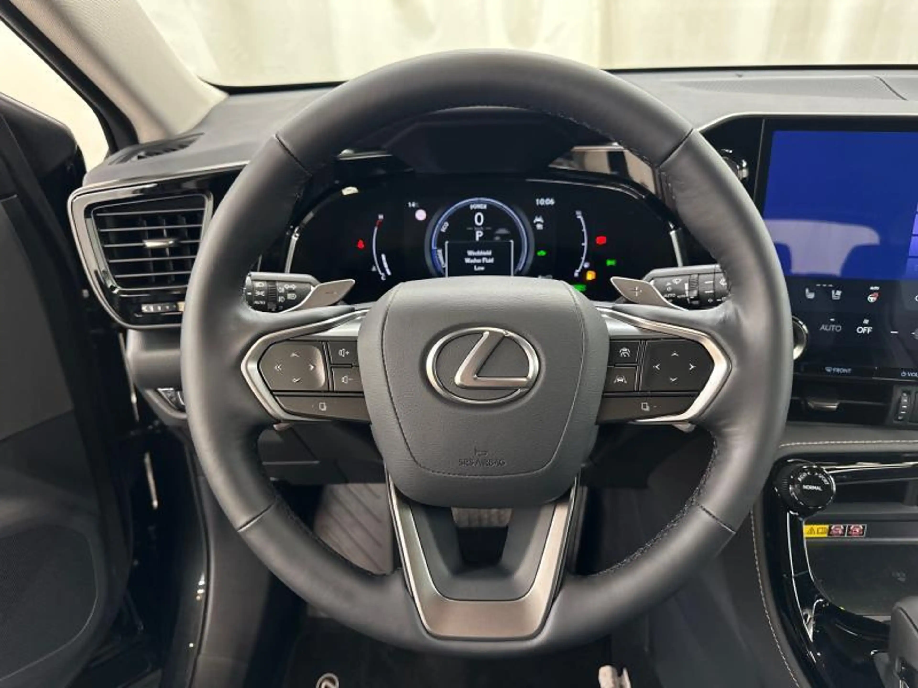 Lexus NX 350h 244 hp HEV Executive L | head up display — photo 19