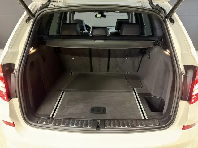 BMW X3 view 27