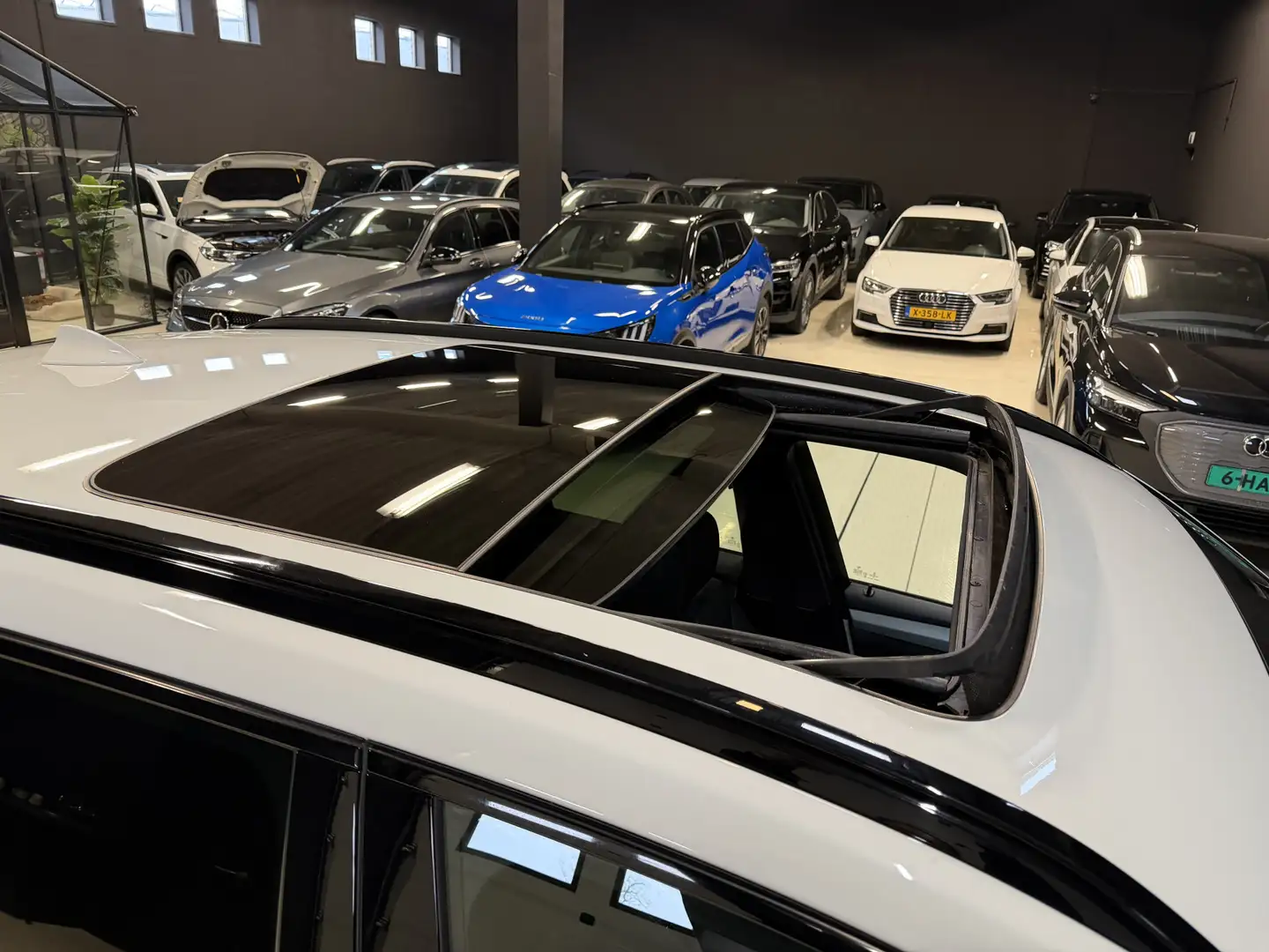 BMW X3 xDrive20i M-Sport Centennial High Executive | Pano Weiß - 2